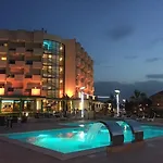 Imperial 4*
