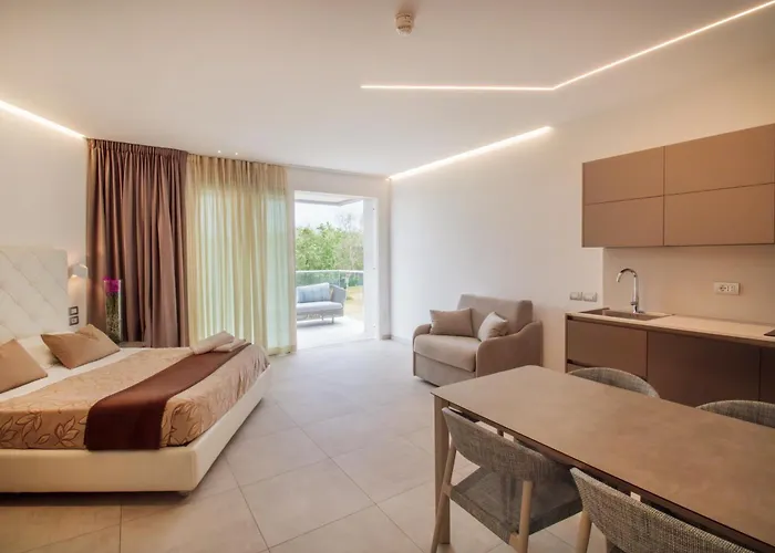 Imperial 4*