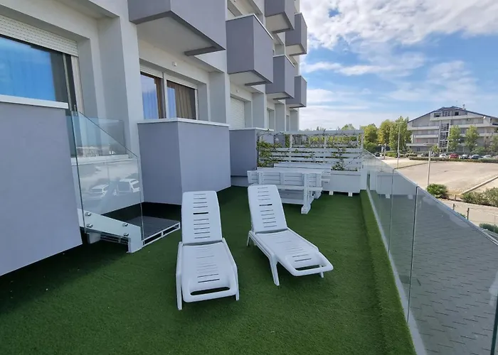 Imperial 4*