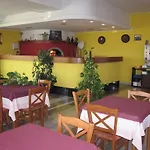 Imperial 4*