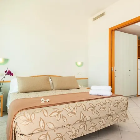 Aparthotel Imperial 3*