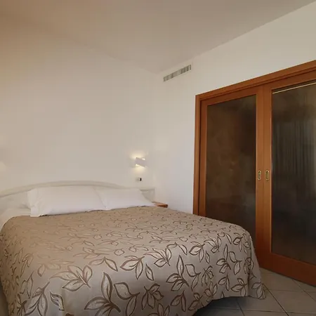 Aparthotel Imperial 3*